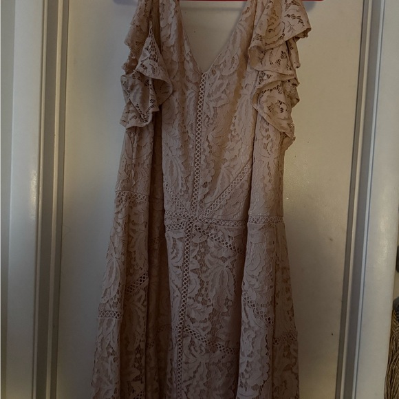 Taylor Dresses & Skirts - Taylor Pink Tiered Maxi Dress with Flutter Sleeves